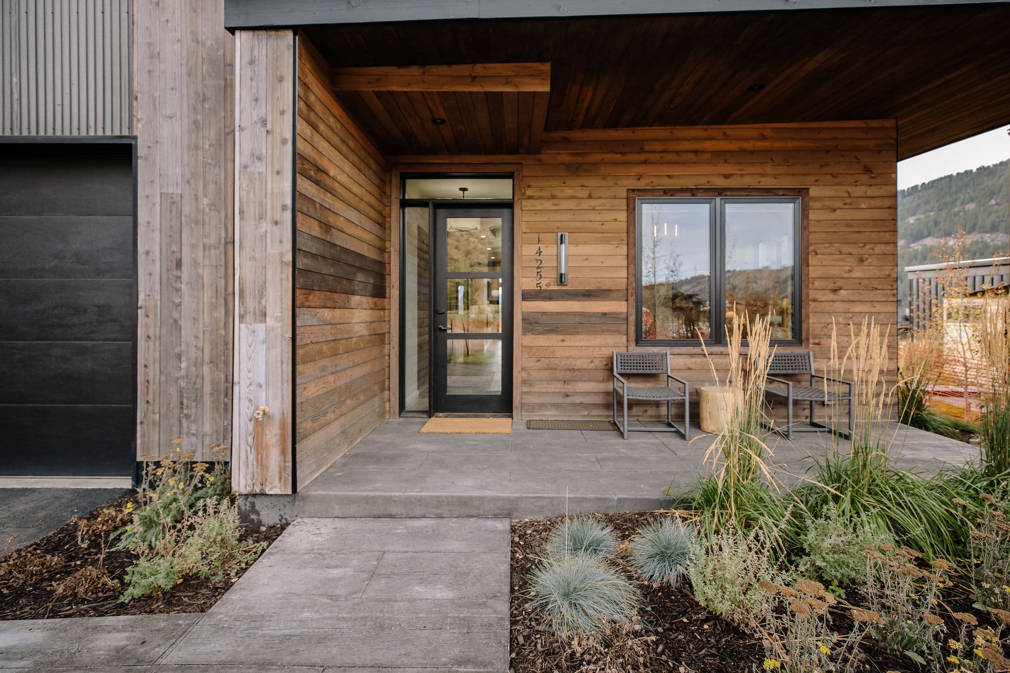 Meadow Cabin exterior at Snake River Sporting Club